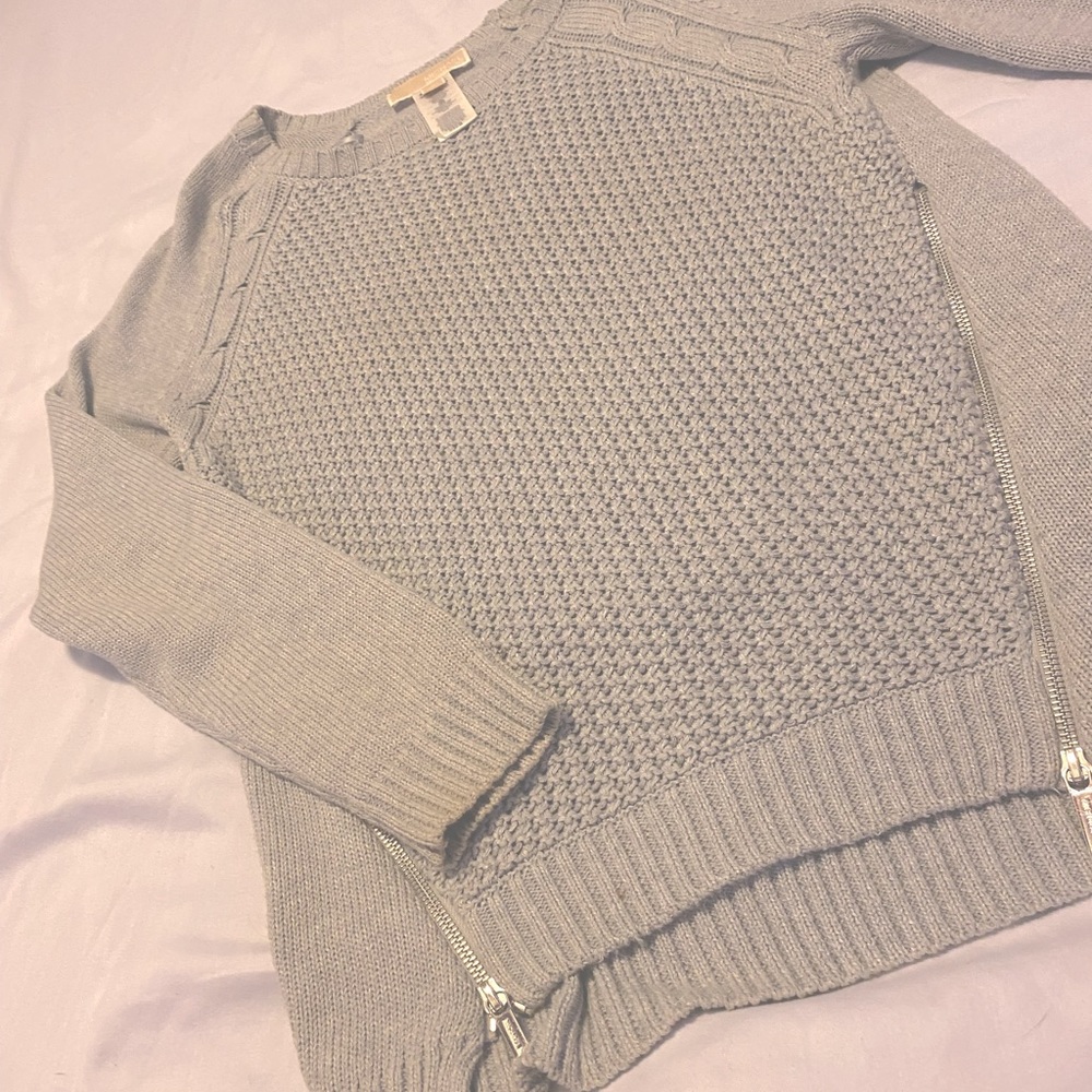Michael Kors Beautiful Knitted Grey Sweater with side Zippers Size M